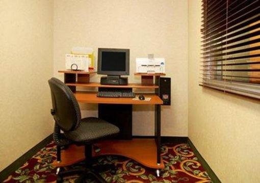 фото отеля Sleep Inn & Suites Fort Lauderdale Airport Dania Beach
