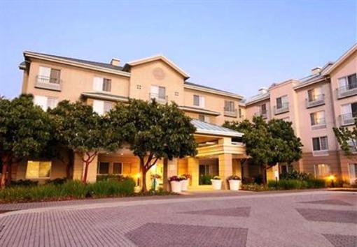 фото отеля TownePlace Suites Redwood City Redwood Shores