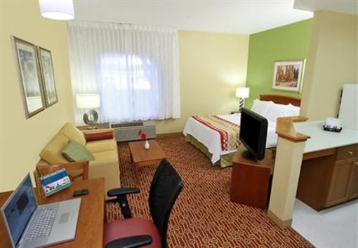 фото отеля TownePlace Suites Redwood City Redwood Shores