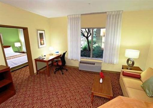 фото отеля TownePlace Suites Redwood City Redwood Shores