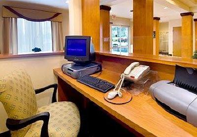 фото отеля Fairfield Inn & Suites Emporia (Virginia)