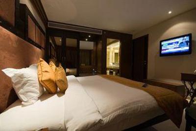 фото отеля The Fern - An Ecotel Hotel