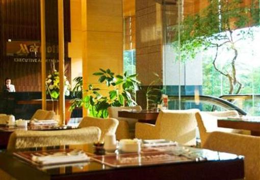 фото отеля The Mayflower Apartments Jakarta