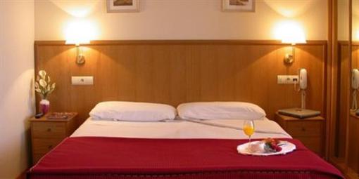 фото отеля A&H Hotel Plaza del Liceo