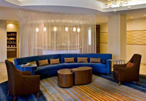 фото отеля SpringHill Suites Syracuse Carrier Circle