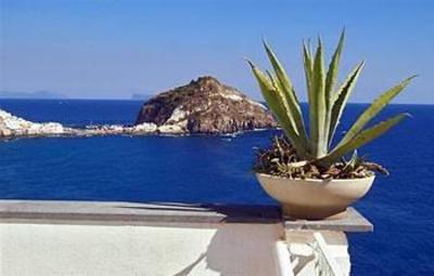 фото отеля Hotel Residence Torre Sant'Angelo