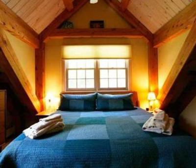 фото отеля Frog Meadow Farm B&B