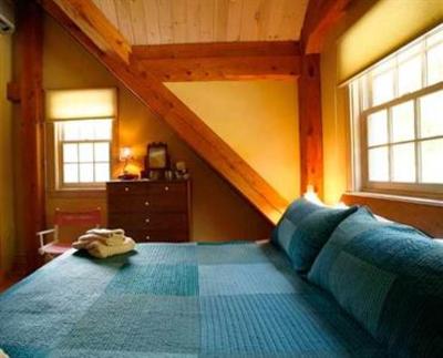 фото отеля Frog Meadow Farm B&B