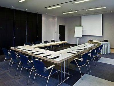фото отеля Novotel Karlsruhe