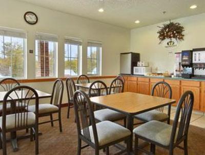 фото отеля Super 8 Motel Carrollton (Missouri)
