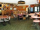 фото отеля Zellar's Village Inn