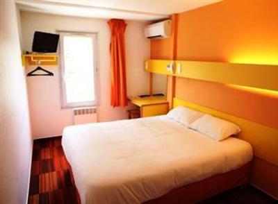 фото отеля P'tit Dej-HOTEL Bordeaux Lac