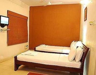 фото отеля Nakshatra Serviced Appartment Cenatoph Road