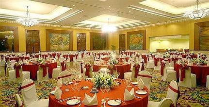 фото отеля The LaLiT Mumbai
