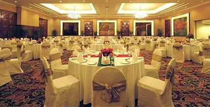 фото отеля The LaLiT Mumbai