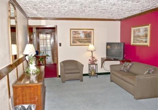 фото отеля Victorian Inn & Suites Nacogdoches