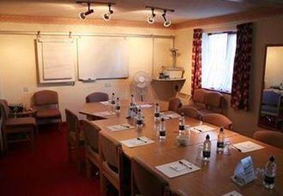 фото отеля Days Inn Tewkesbury Strensham