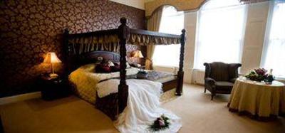 фото отеля Westenra Arms Hotel
