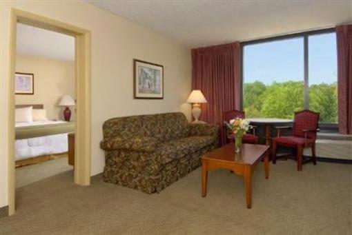 фото отеля Quality Suites Williamsburg