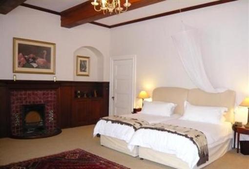 фото отеля Rhonda's Manor Guest House