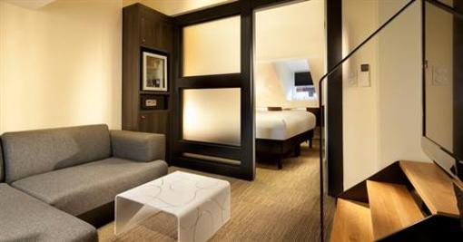 фото отеля Hotel Le Colombier Suites