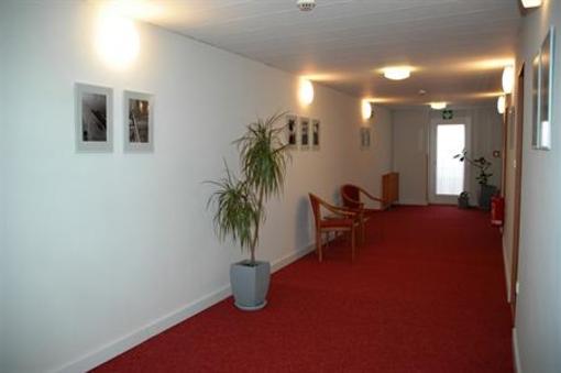 фото отеля Cloister Inn Hotel