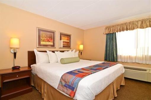 фото отеля BEST WESTERN Arrowhead Lodge