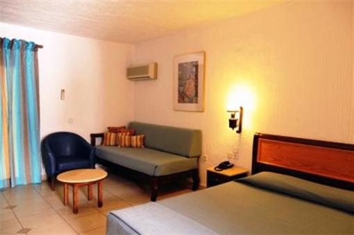 фото отеля Hersonissos Maris Hotel