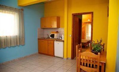 фото отеля Aspro Spiti Apartments