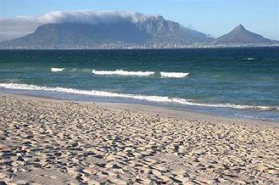 фото отеля Dolphin Beach Hotel Cape Town