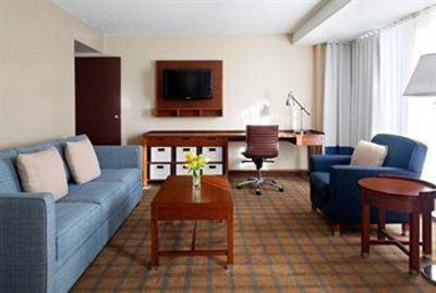 фото отеля Four Points by Sheraton & Conference Centre Gatineau-Ottawa