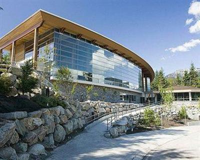 фото отеля Four Seasons Resort Whistler