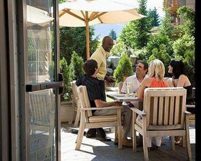 фото отеля Four Seasons Resort Whistler