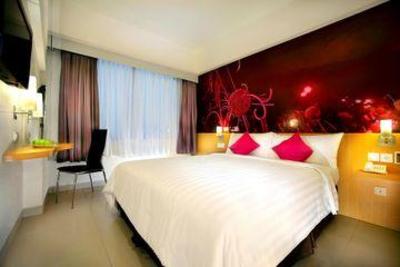 фото отеля Favehotel Adi Sucipto Solo