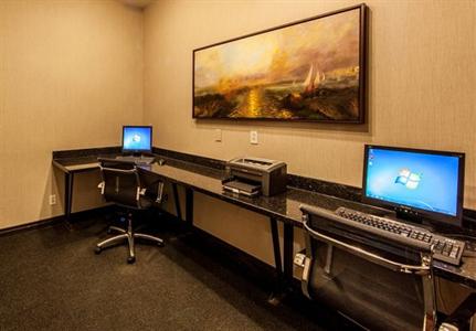 фото отеля Holiday Inn Montreal Airport