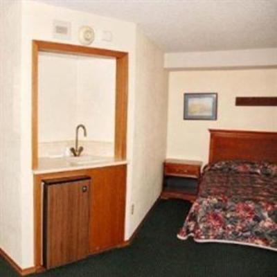 фото отеля Lehrs Motel Augusta