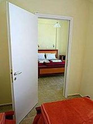 фото отеля Captain Manolis Hotel