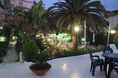 фото отеля Hotel Mondial Praia a Mare