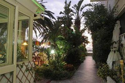 фото отеля Hotel Mondial Praia a Mare
