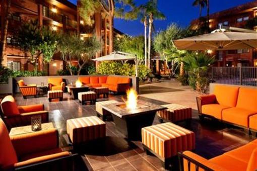 фото отеля Holiday Inn & Suites Phoenix Airport North