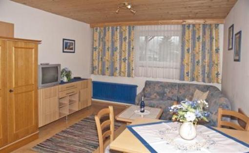 фото отеля Pension Montana Wagrain