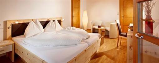 фото отеля Appartements am Stadtpark Zell am See