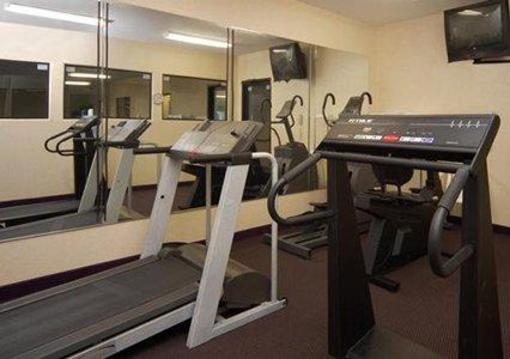 фото отеля Sleep Inn & Suites Milan (Michigan)