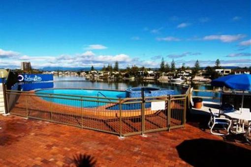 фото отеля Silverton Apartments Gold Coast