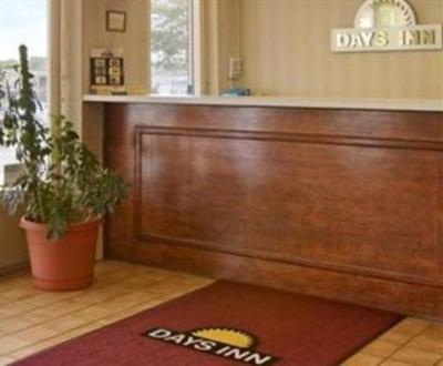 фото отеля Days Inn Seneca