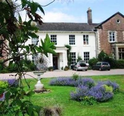 фото отеля Glewstone Court Hotel Ross-on-Wye
