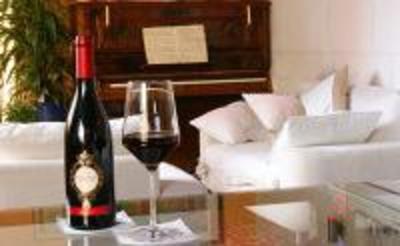фото отеля Gayhotel Rainbow-Inn
