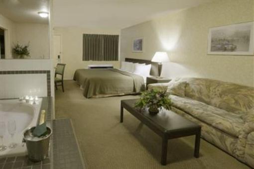 фото отеля Quality Inn & Suites 1000 Islands