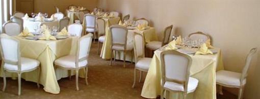 фото отеля Vulturul Negru Hotel Oradea
