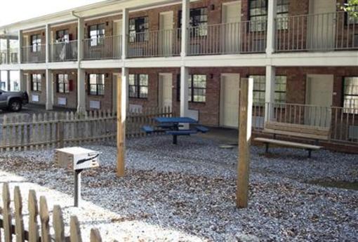 фото отеля Suburban Extended Stay Hotel Tallahassee